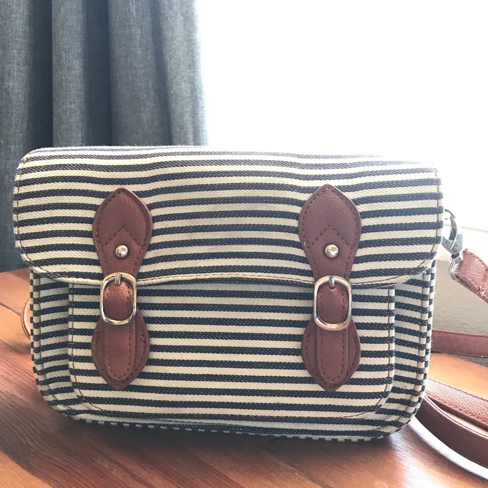 Forever 21 purse